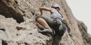 Core-Conditioning-Through-Rock-Climbing